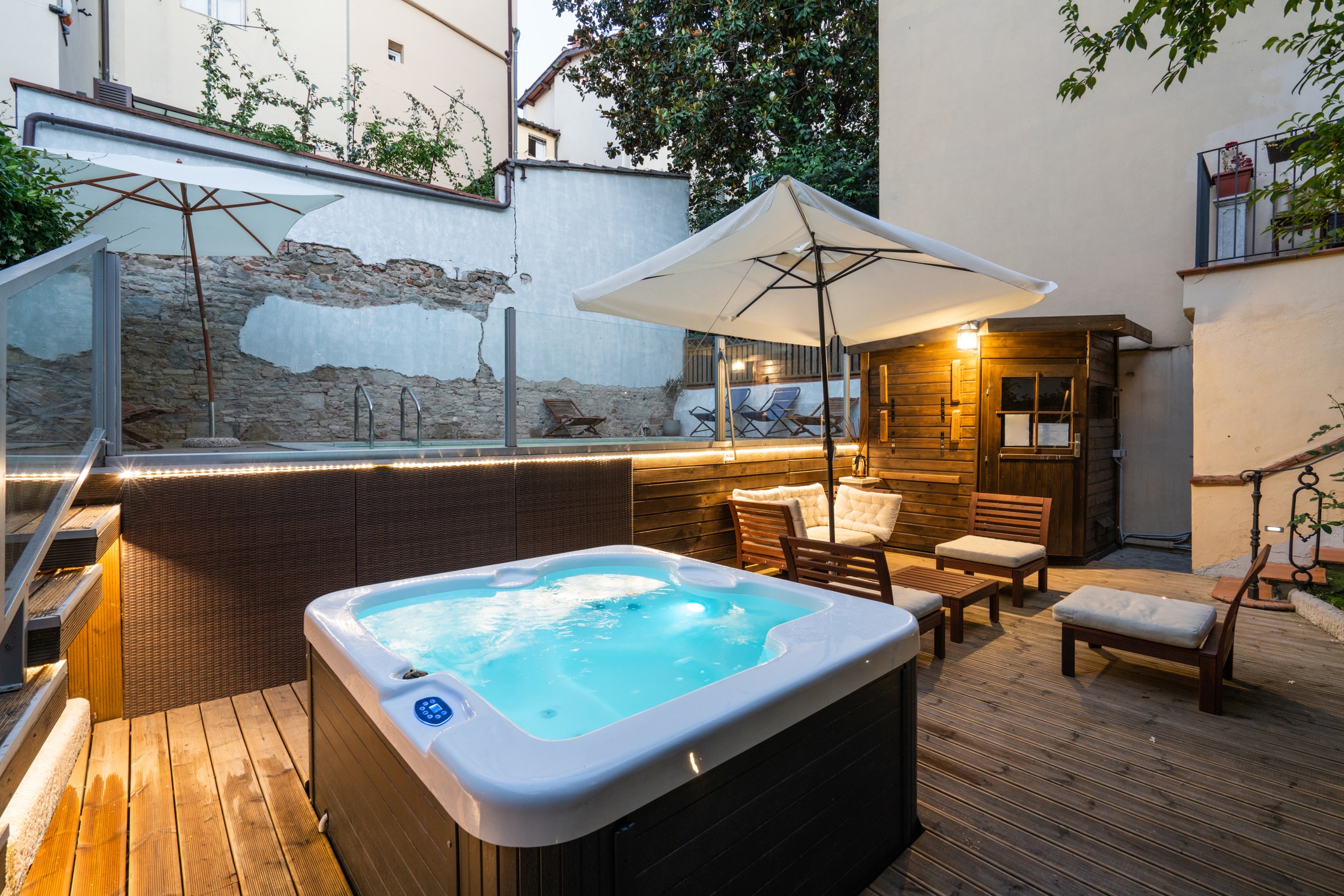 spa jacuzzi terrasse